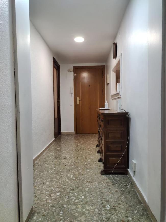 35-3- Комната В Квартире Для Семьи От 1 До 4 Человек В Центре Аликанте Alicante Exterior photo